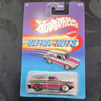 Hot Wheels Custom '69 Volkswagen Squareback Ultra Hots #6 2023