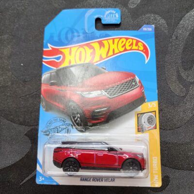 Hot Wheels Range Rover Velar #119 2020