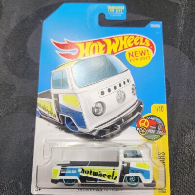 Hot Wheels Volkswagen T2 Pickup First Edition White #295 2017